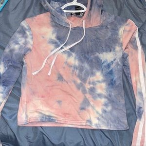Tie Die long sleeve cropped shirt